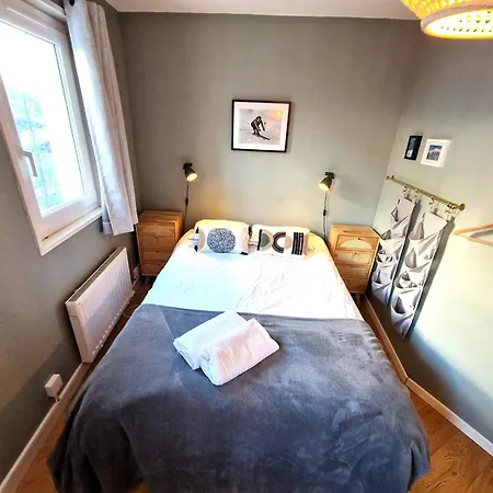 La Riviere - Aiguille Du Midi *